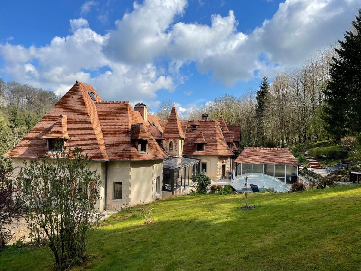Le Prieure Des Fontaines Hotel Les Preaux Buitenkant foto