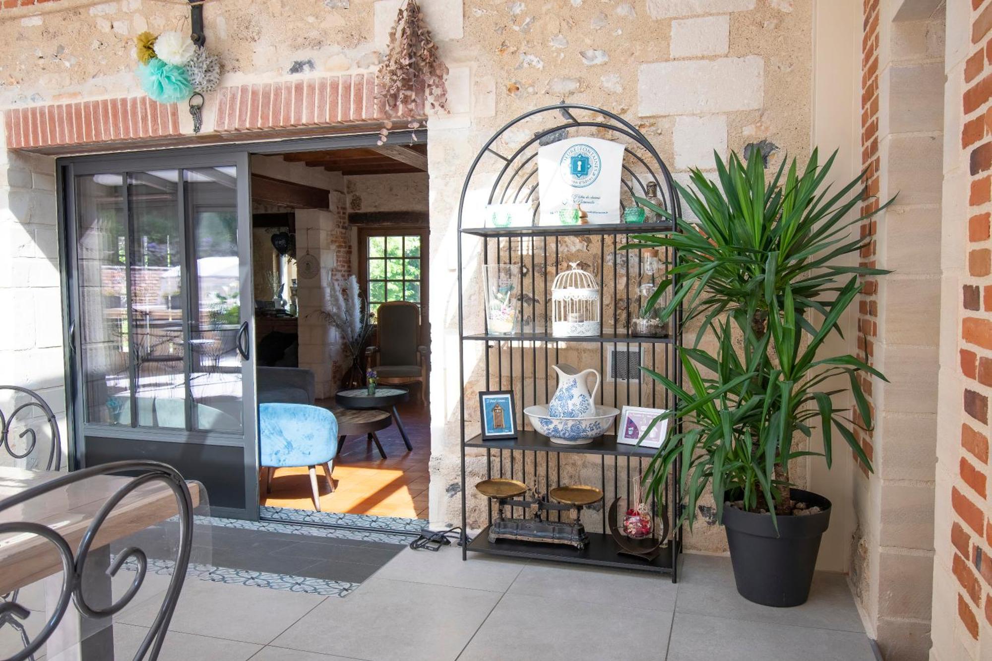 Le Prieure Des Fontaines Hotel Les Preaux Buitenkant foto