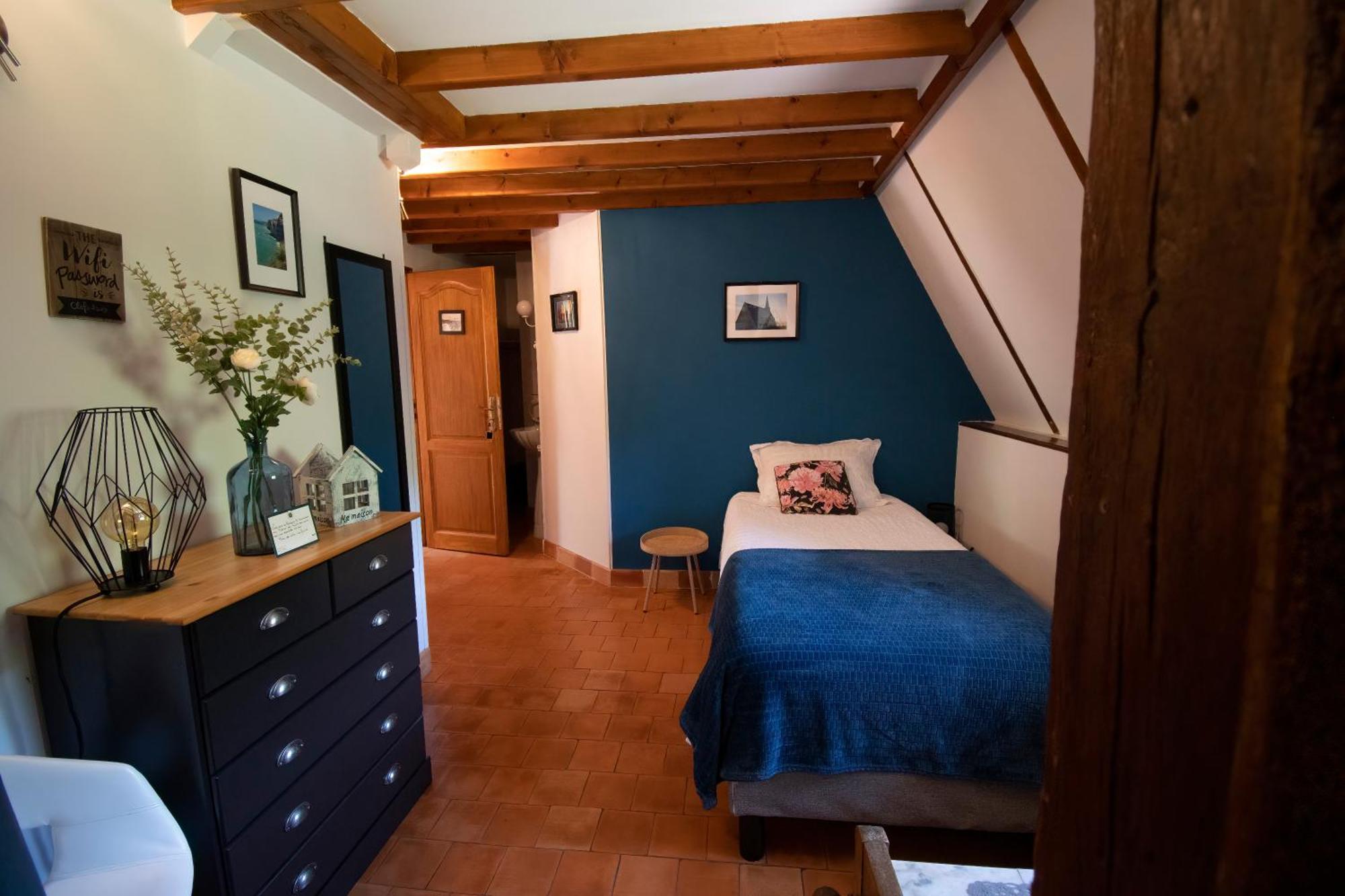 Le Prieure Des Fontaines Hotel Les Preaux Buitenkant foto